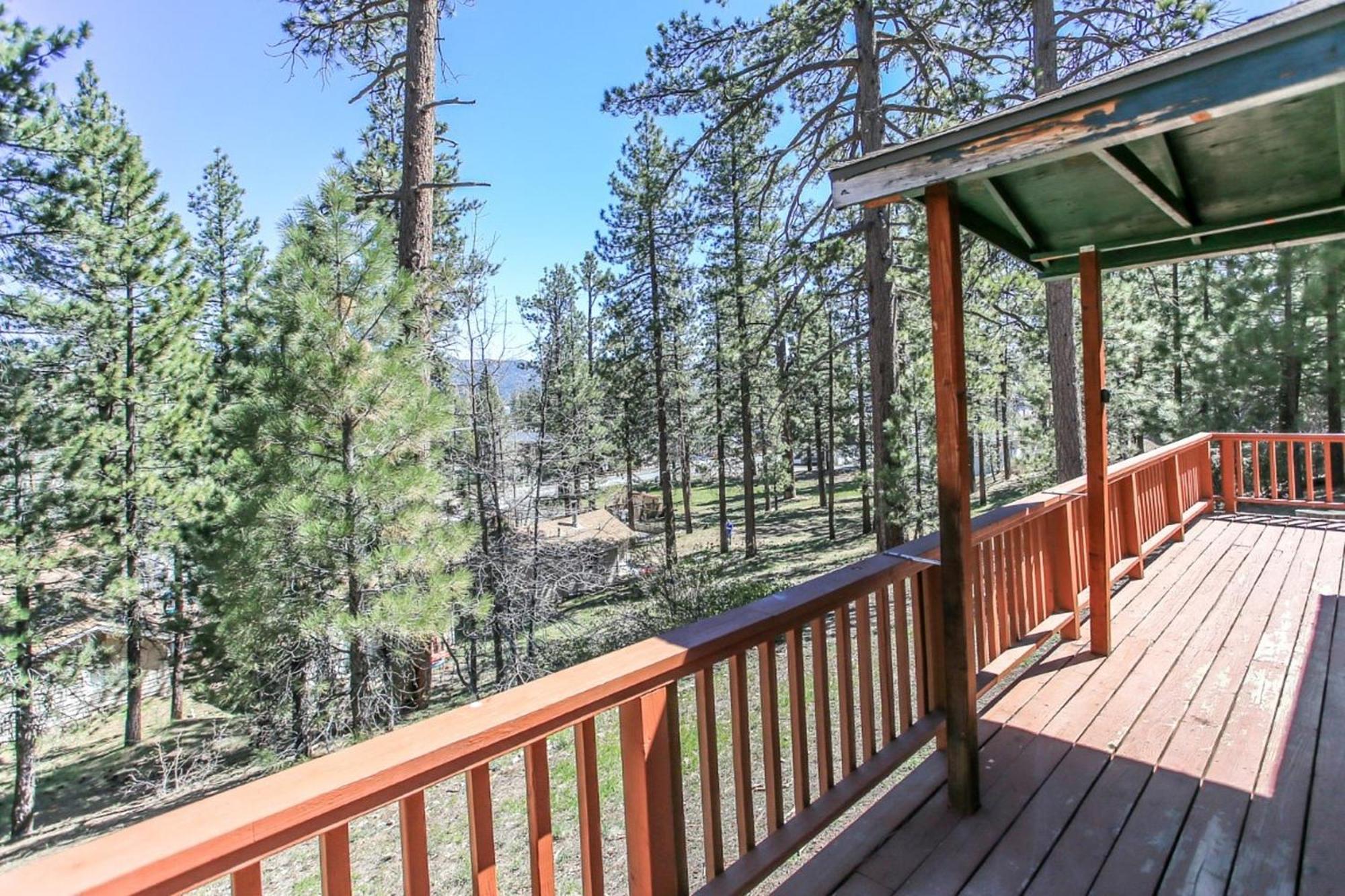 Snow Bunny Lodge - Perfect Big Bear Getaway! Deck With A New Hot Tub And Charcoal Barbecue! Big Bear Lake Dış mekan fotoğraf